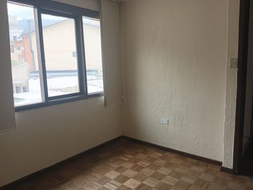 CASA DENTRO DE EXCLUSIVO CONJUNTO EN CENTRO NORTE QUITO