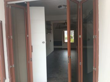 CASA DENTRO DE EXCLUSIVO CONJUNTO EN CENTRO NORTE QUITO