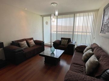Departamento amueblado en venta en Lomas 4ta secc