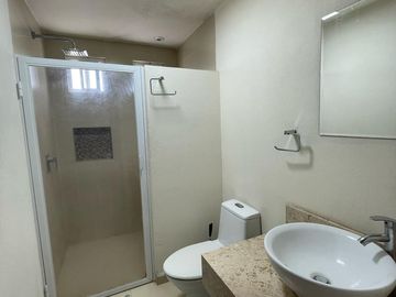 Departamento amueblado en venta en Lomas 4ta secc
