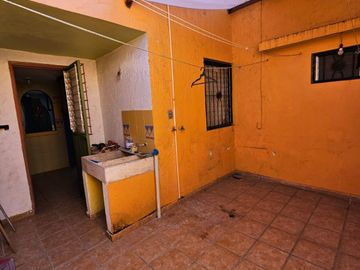 Casa en Venta, Colonia Lomas de las Flores, Villa de Alvarez, Colima