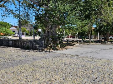 Casa en Venta, Colonia Lomas de las Flores, Villa de Alvarez, Colima