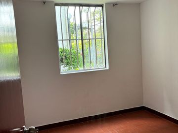 ¡Oportunidad! Apartamento Remodelado en Primer Piso – Unidad Residencial Kumanday, Cali