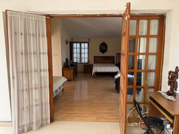 CASA DE UN NIVEL EN VENTA EN FRACCIONAMIENTO ECOLÓGICO CON CASA CLUB EN TESMIC, XOCHIMILCO