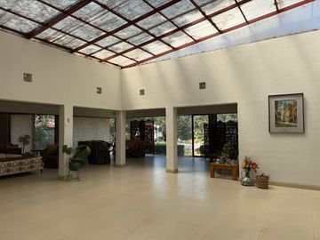 CASA DE UN NIVEL EN VENTA EN FRACCIONAMIENTO ECOLÓGICO CON CASA CLUB EN TESMIC, XOCHIMILCO