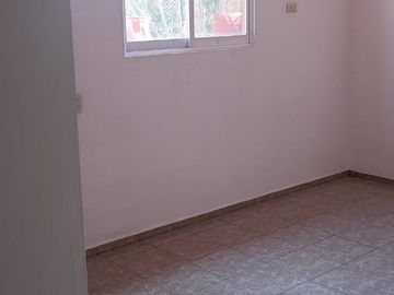 Amplia casa con alberca