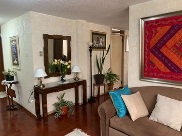 Departamento de venta sector la pradera cuenta con un local comercial