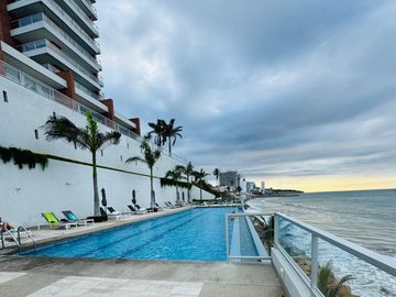Espectacular departamento frente al mar en Edificio Ibiza.