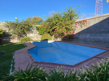 VÓRTICE INMOBILIARIA VENDE CASA EN GUAYMALLÉN, MENDOZA
