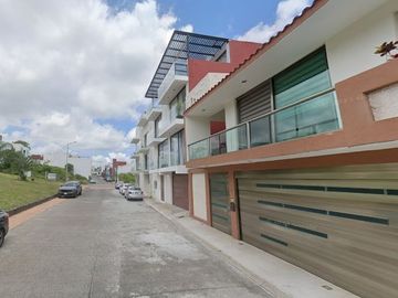 CASA EN VENTA EN XALAPA CENTRO, VERACRUZ. OPORTUNIDAD