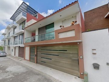 CASA EN VENTA EN XALAPA CENTRO, VERACRUZ. OPORTUNIDAD