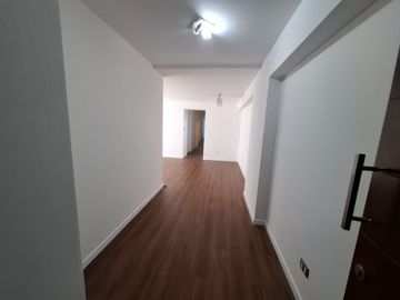 VENDO DEPARTAMENTO AMPLIO 117m2 03DORMITORIOS, 02COCHERAS SAN ANTONIO-MIRAFLORES