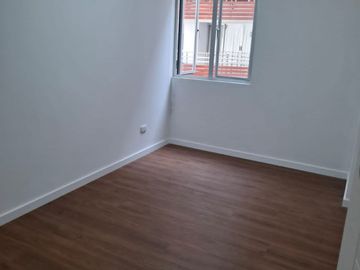 VENDO DEPARTAMENTO AMPLIO 117m2 03DORMITORIOS, 02COCHERAS SAN ANTONIO-MIRAFLORES