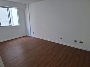 VENDO DEPARTAMENTO AMPLIO 117m2 03DORMITORIOS, 02COCHERAS SAN ANTONIO-MIRAFLORES
