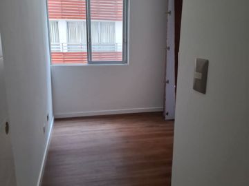 VENDO DEPARTAMENTO AMPLIO 117m2 03DORMITORIOS, 02COCHERAS SAN ANTONIO-MIRAFLORES