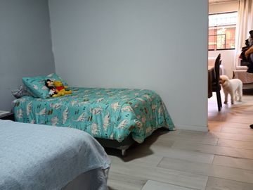 Oferta ! Vendo casa como terreno cerca del malecón y avenida Brasil !