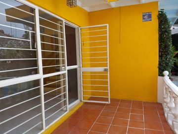 Bonita casa en condominio, En Jardines de Cuernavaca