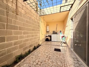 Casa en venta en Alta California,