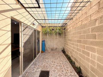 Casa en venta en Alta California,