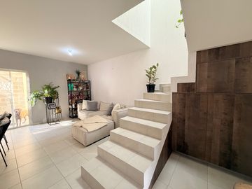 Casa en venta en Alta California,