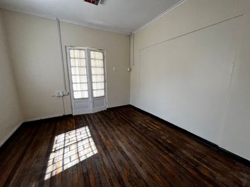Quillota Centro, Amplia Casa, 4 dormitorios, 3 baños, 760 M2 terreno