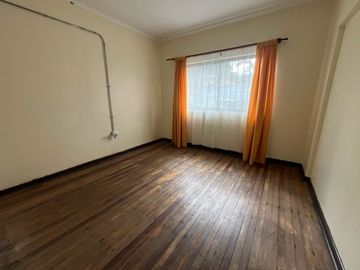 Quillota Centro, Amplia Casa, 4 dormitorios, 3 baños, 760 M2 terreno