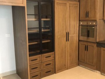 Casa amplia con colindancia laguna de las ilusiones Privada Golondrinas