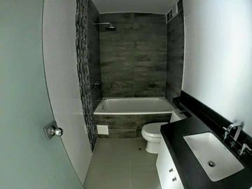 ALQUILO DEPARTAMENTO 142 M2 MONTERRICO CHICO SURCO S/3.300