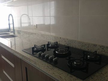 ALQUILO DEPARTAMENTO 142 M2 MONTERRICO CHICO SURCO S/3.300