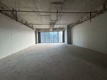 FOR SALE: Park Triangle Corporate Plaza, BGC