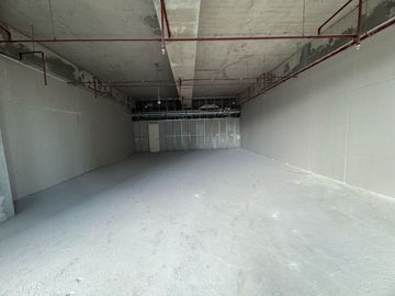 FOR SALE: Park Triangle Corporate Plaza, BGC