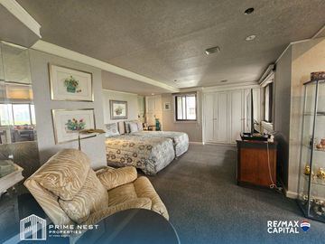 FOR SALE: 1-Bedroom Flat in Twin Towers Makati, Makati - FGA