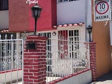 VENTA CASA EN ESQUINA EN PRIVADA EX HDA SAN FELIPE COACALCO