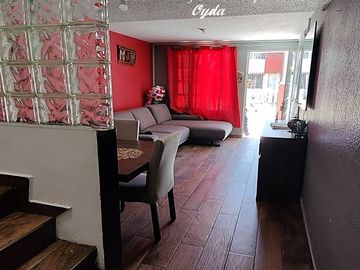 VENTA CASA EN ESQUINA EN PRIVADA EX HDA SAN FELIPE COACALCO