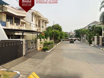 Rumah 2 Lantai, Perumahan Green Garden, Kedoya Utara, Kebon Jeruk, Jakarta Barat