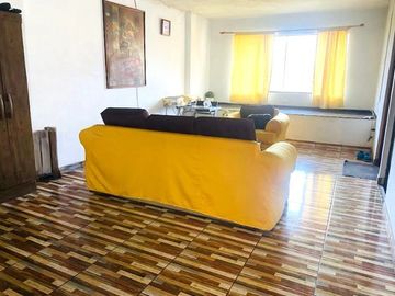 Venta De Casa De Dos Pisos – En Mareategui-SJL