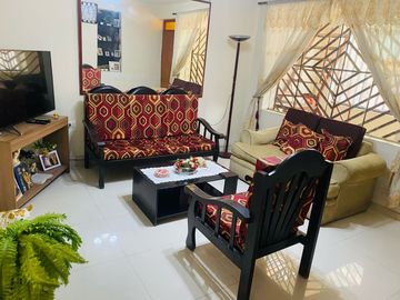 Venta De Casa De Dos Pisos – En Mareategui-SJL