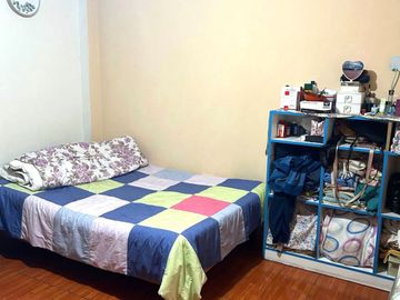 Venta De Casa De Dos Pisos – En Mareategui-SJL