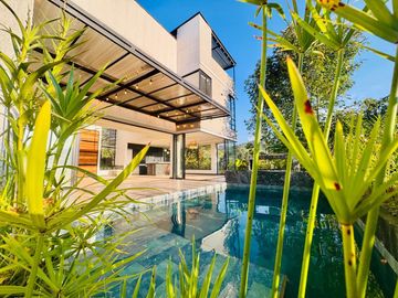 PRECIOSA Y AMPLÍSIMA CASA CAMPESTRE DE 380 M2 EN LOTE DE 435M2 EN EL SECTOR DE LA FLORIDA, MANIZALES