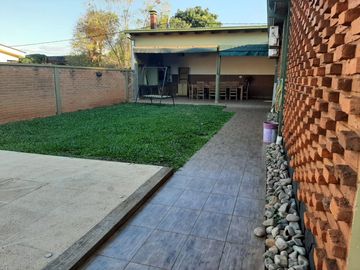 EN VENTA HERMOSA CASA 4 DORMITORIOS
