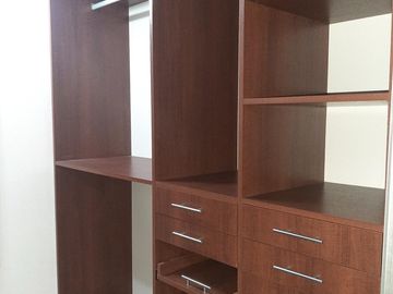 EN VENTA HERMOSA CASA 4 DORMITORIOS