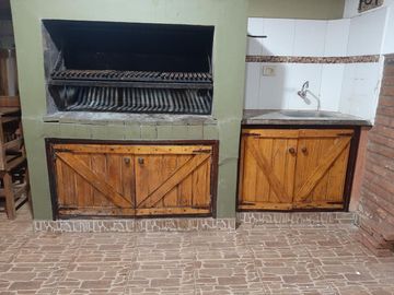 EN VENTA HERMOSA CASA 4 DORMITORIOS