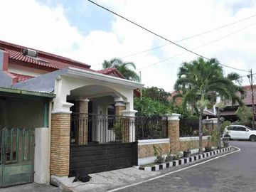 Rumah dijual di Soekarno Hatta Kota Malang