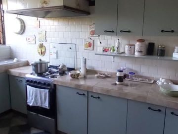 SE VENDE INM. DE 3 SITIOS Y CASA 5D, 2B, LIMACHE AV. PALMIRA ROMANO