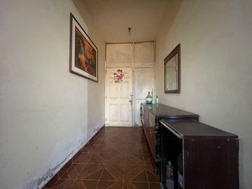 Se Vende Casa De 458M2 Con Área Libre, Amplio Departamento Y Tres Locales Comerciales En Av. Santa Cruz Huertos De Lurín – Lurín
