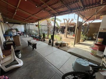 Se Vende Casa De 458M2 Con Área Libre, Amplio Departamento Y Tres Locales Comerciales En Av. Santa Cruz Huertos De Lurín – Lurín