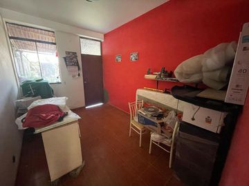 Se Vende Casa De 458M2 Con Área Libre, Amplio Departamento Y Tres Locales Comerciales En Av. Santa Cruz Huertos De Lurín – Lurín