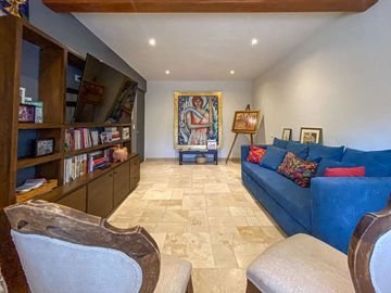 Villas del Tesoro: Un hogar con carácter y distinción