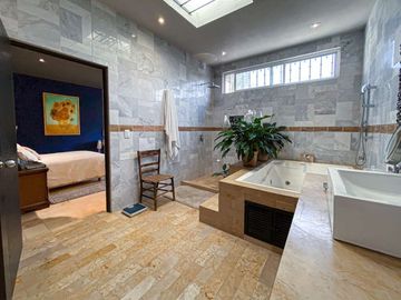 Villas del Tesoro: Un hogar con carácter y distinción