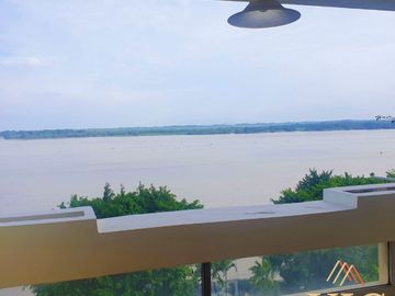 Se Vende departamento de 2 habitaciones frente a Malecón 2000